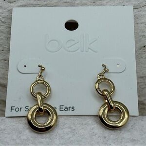 NWT belk Goldtone Dangle Earrings